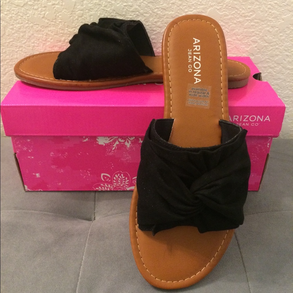 Sandals-Arizona NWT
